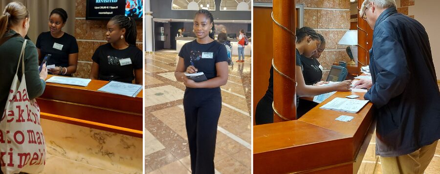 Kolme rinnakkaista kuvaa hotellin vastaanottotiskistä, jolla opiskelijat palvelevat asiakkaita.