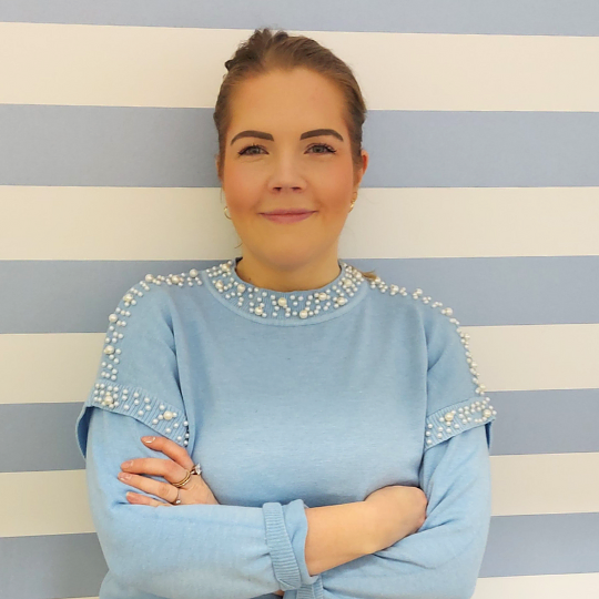 Pintakäsittelyalan opiskelija